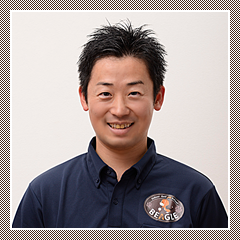 稲垣聡之コーチの写真